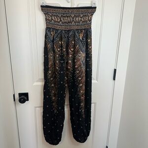 Women’s Black BanjaMath Hippie Yoga Cuffed Loose High Waisted Pants, Size M